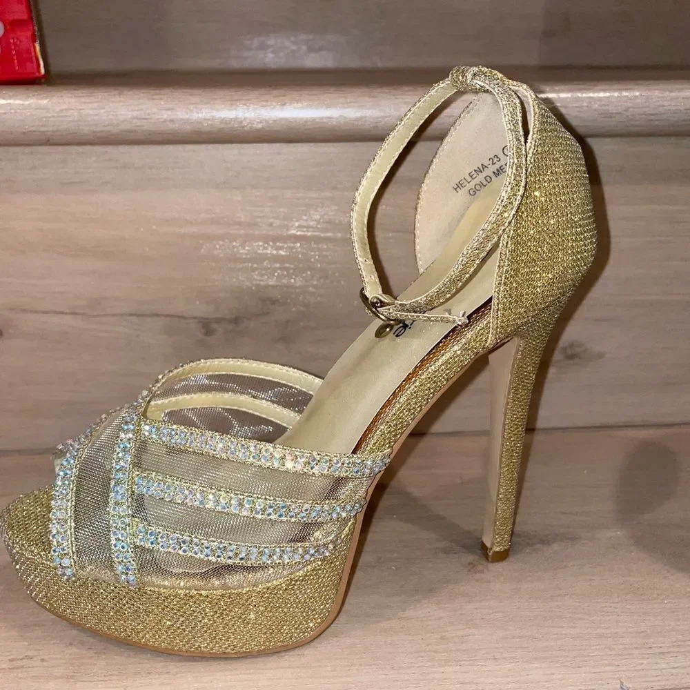 BELLA MARIE GOLD MESH RHINESTONE 5.5” HELENA PLATFORM PEEP TOE STILETTO SIZE 8